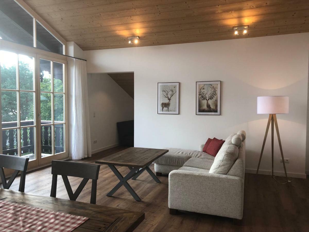 Apartment Dachjuchhe Zum See - Grosszugige 3-Zimmer-Dachgeschoss-Wohnung, Top Modern Und Sehr Zentral 슐리에르시 외부 사진